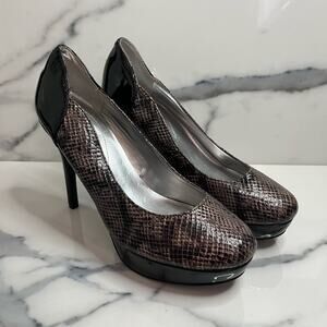 Guess Women's Black Brown Reptile Platform Pumps Andrea Heels Sz 8 Date Night